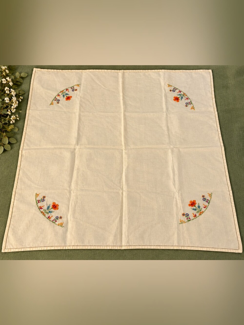 Vintage Hand Embroidered Floral Tablecloth 33x33 Square Linen Table Topper